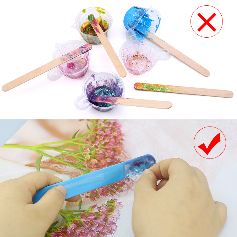 Bastoncini per mescolare in Si - Mixing Cup Silicone recensione e prezzo